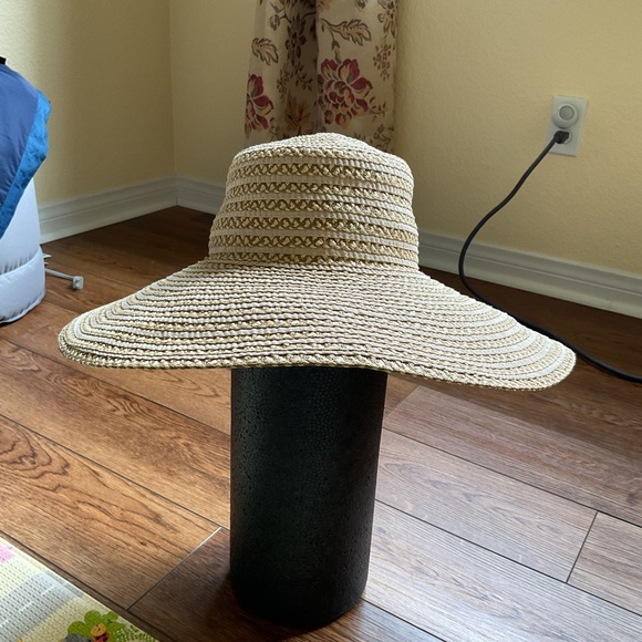 Eric Javits Hampton Natural Squishee Wide Brim Sun Hat Packable 50+ UPF Beach. - Picture 3 of 16